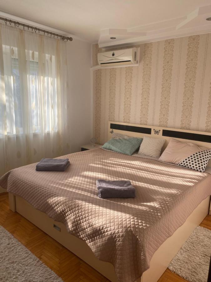 Apartament Regim Hotelier Орадя Экстерьер фото